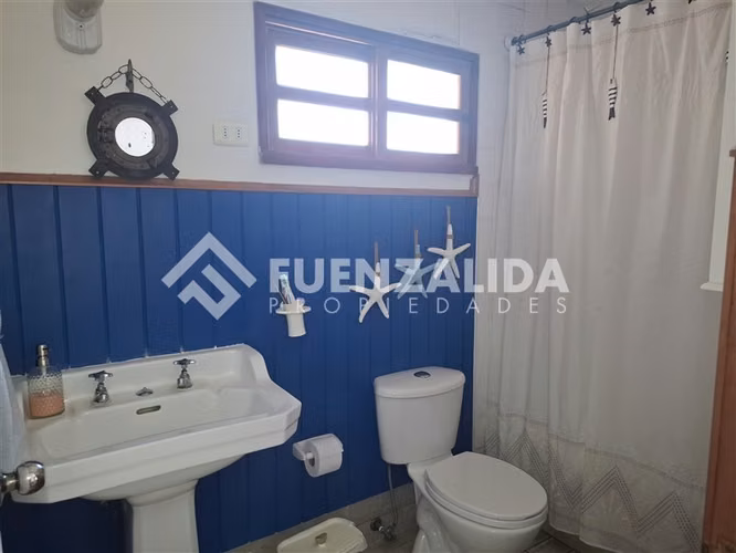 Casa en arriendo frente Playa chica La Herradura, Coquimbo
