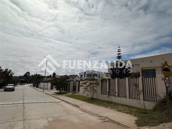 Casa en venta de 4 dorm. en Coquimbo - Imagen 24