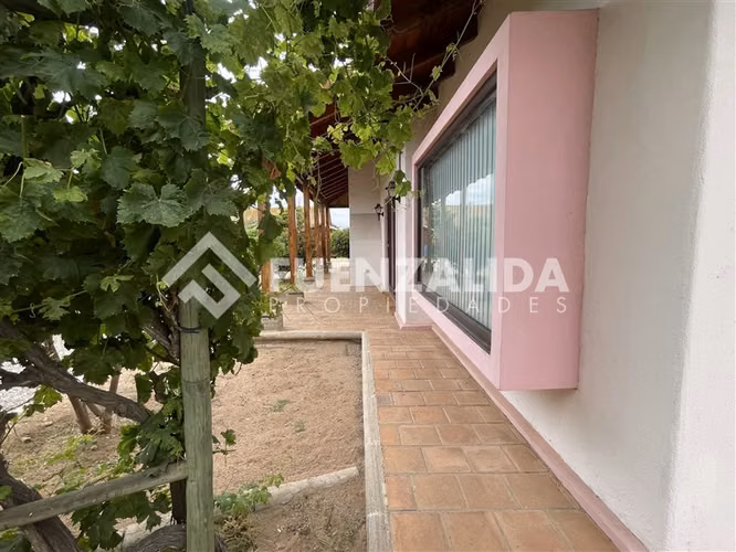 Casa en venta de 4 dorm. en La Serena - Imagen 4
