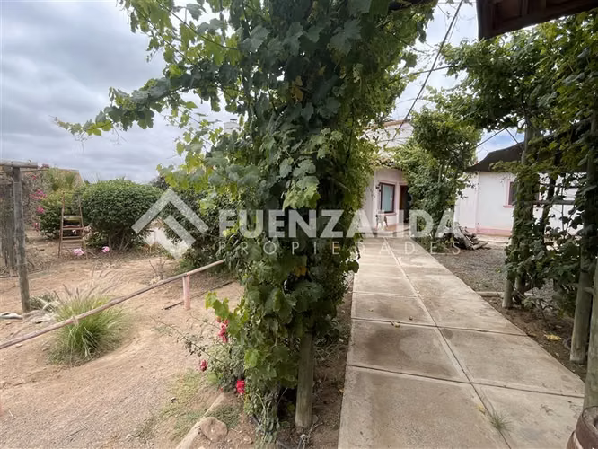 Casa en venta de 4 dorm. en La Serena - Imagen 2