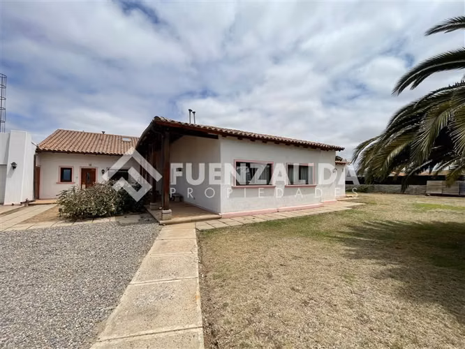 Casa en venta de 4 dorm. en La Serena - Imagen 6