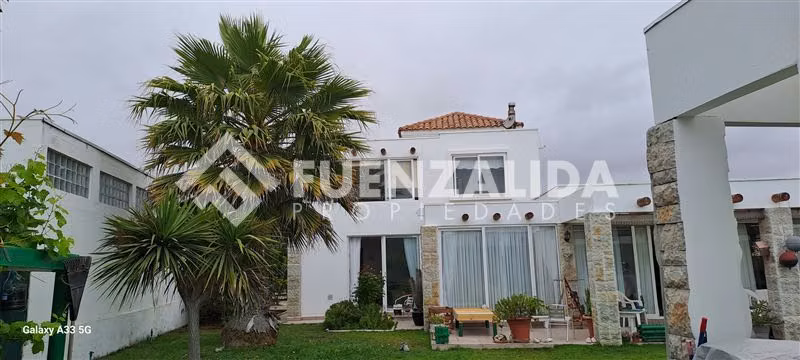 Casa en venta de 4 dorm. en La Serena