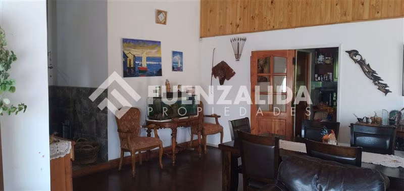 Casa en venta de 4 dorm. en La Serena