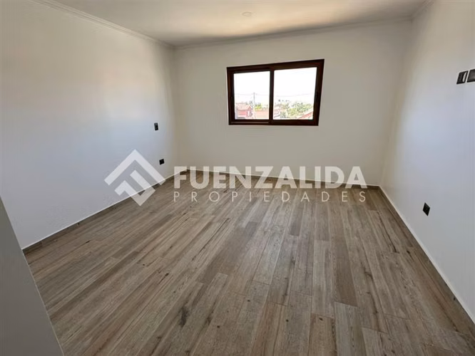 Casa en venta de 3 dorm. Peñuelas