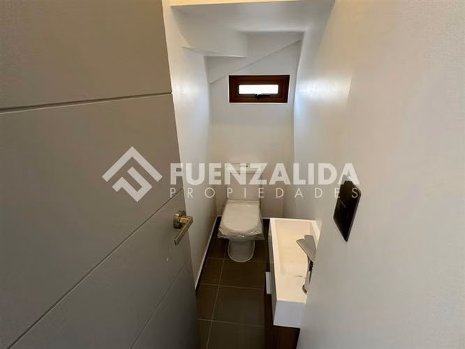 Casa en venta de 3 dorm. Peñuelas