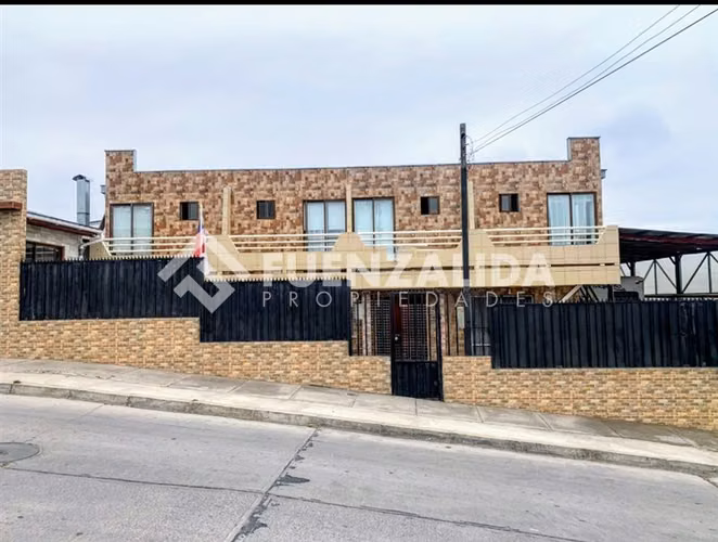 Casa con Alojamiento turistico en venta en Coquimbo