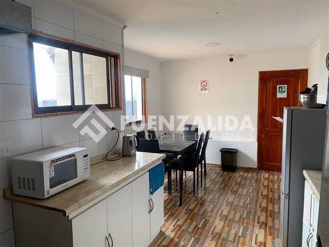 Casa con Alojamiento turistico en venta en Coquimbo