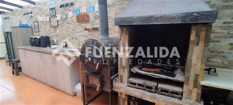 Casa con Alojamiento turistico en venta en Coquimbo