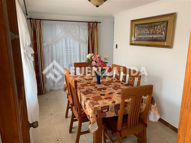 Casa con Alojamiento turistico en venta en Coquimbo