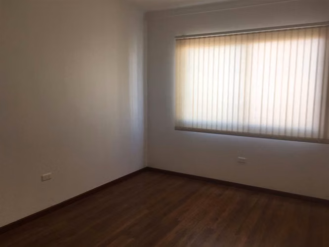 Arriendo Segundo Piso de Oficinas en el Centro de Coquimbo - Imagen 8