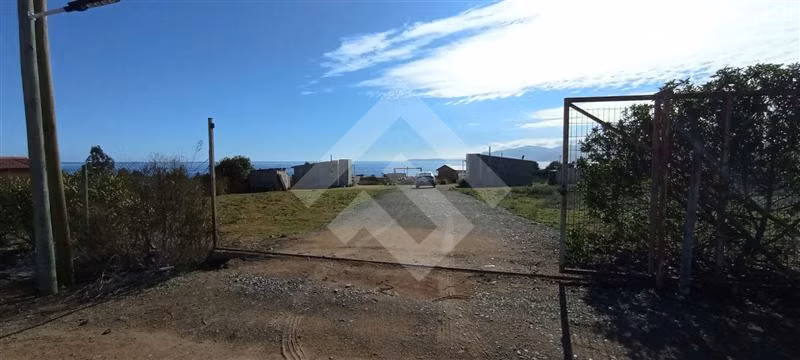 Sitio con 2 Cabañas alajadas, en venta en Guanaqueros - Imagen 5