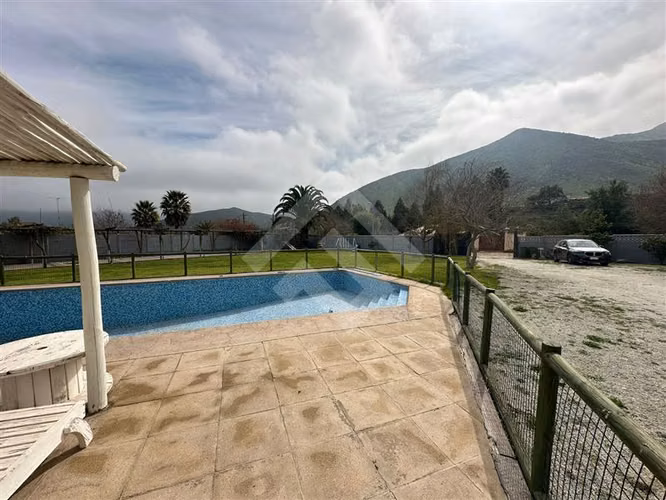 Casa en venta de 8 dorm. en Vicuña