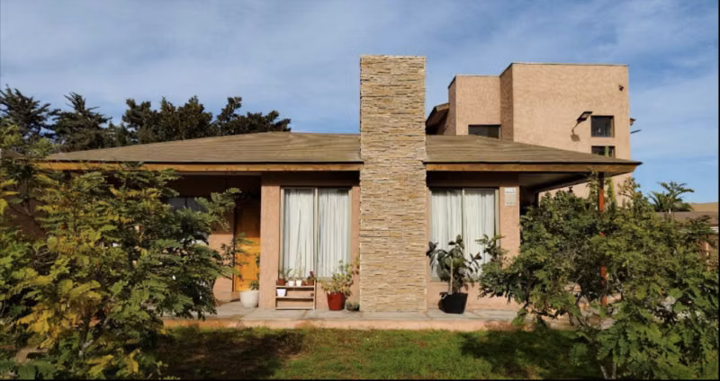 Casa en venta de 4 dorm. en Coquimbo - Imagen 2