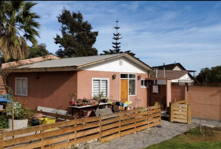Casa en venta de 4 dorm. en Coquimbo - Imagen 5
