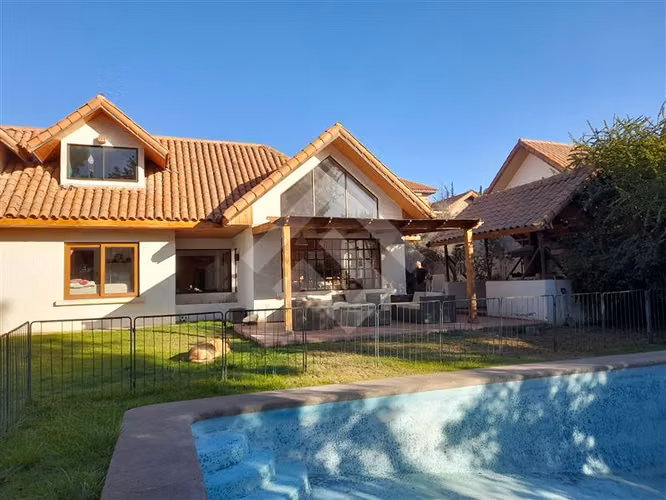 Casa en venta de 5 dorm. en Coquimbo