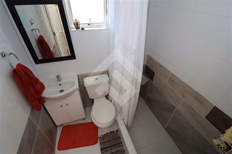 Casa en venta de 4 dorm. en La Serena