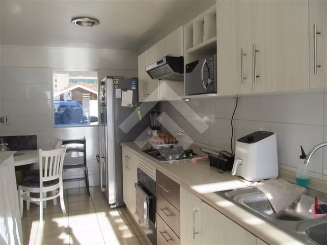 Casa en venta de 3 dorm. en La Serena - Imagen 3