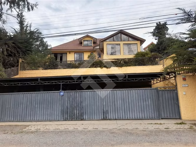 Casa en venta de 5 dorm. en Coquimbo