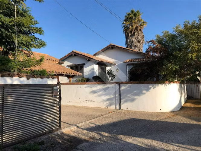 Casa en venta de 3 dorm, 3 baños, sector residenci La Serena