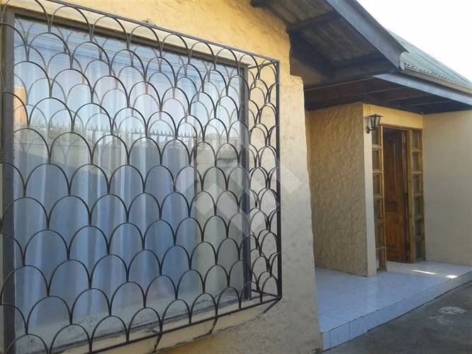 Casa en venta de 3 dorm. en La Serena