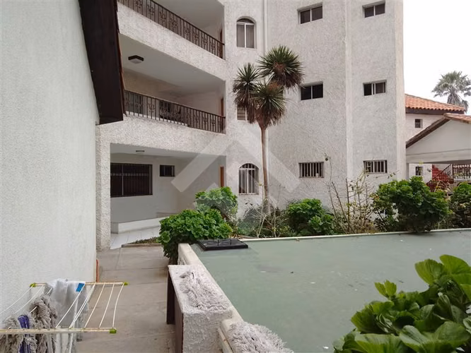 Departamento en arriendo de 2D,2B y pieza servicio