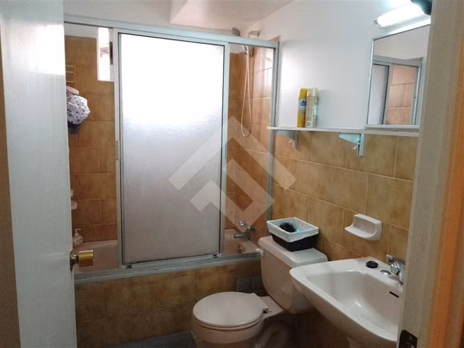 Departamento en arriendo de 2D,2B y pieza servicio
