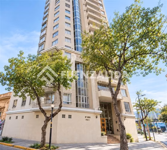 Departamento en arriendo de 2 dorm. 1e y 2b en Santiago - Imagen 1