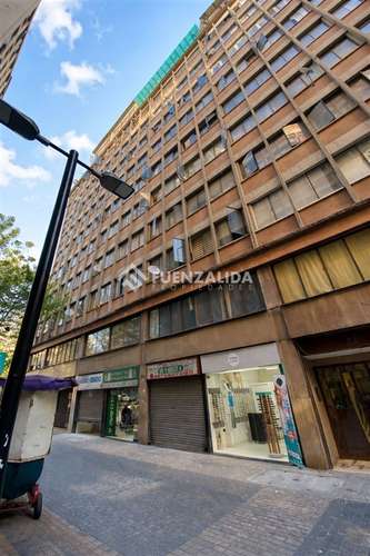 Departamento en venta de 3 dorm. 2 baños en Santiago