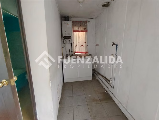 Casa en venta de 6 dorm. en Cerrillos