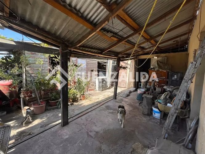 Casa en venta de 2 dorm. en Pudahuel