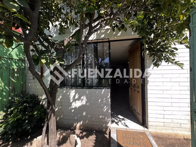 Casa en venta de 2 dorm. en Maipú acepta Subsidio