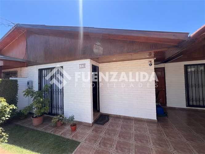 Casa en venta de 3 dorm. en Maipú