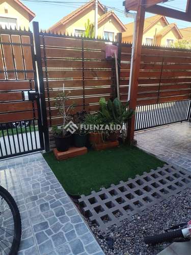 Casa en venta de 3 dorm. en Peñaflor - Imagen 2