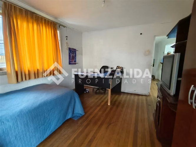 Casa en venta de 5 dorm. en Cerrillos