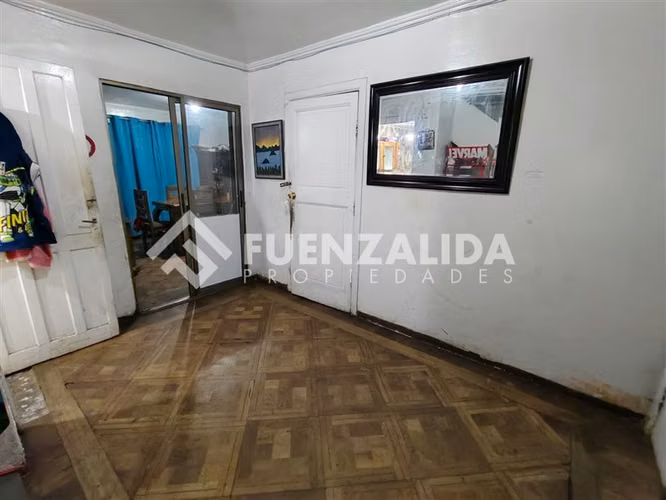 Casa en venta de 5 dorm. en Cerrillos
