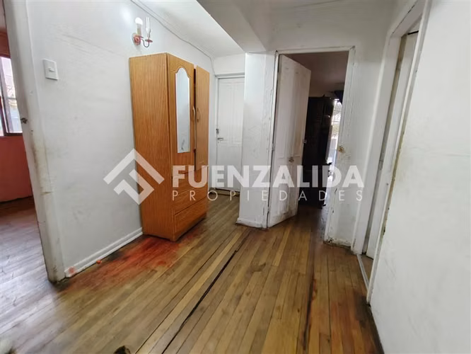 Casa en venta de 5 dorm. en Cerrillos