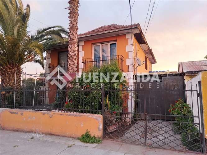 Casa en venta de 5 dorm. en Cerrillos