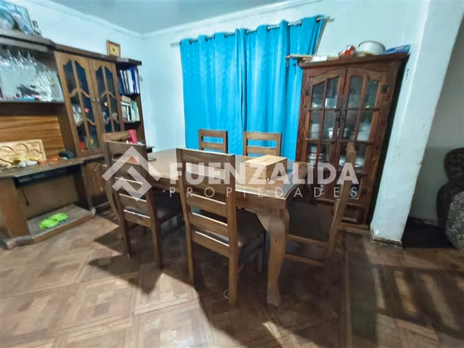Casa en venta de 5 dorm. en Cerrillos
