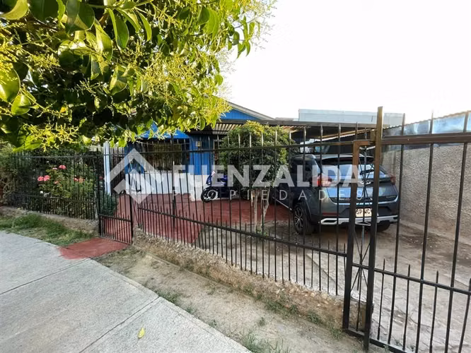 Casa en venta de 7 dorm. en Cerrillos