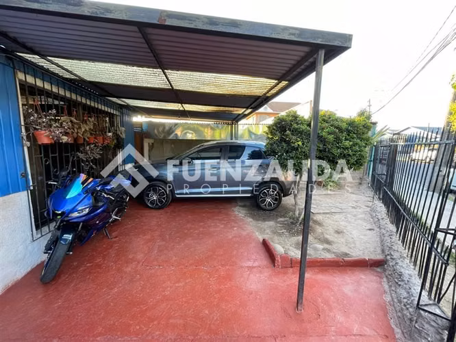 Casa en venta de 7 dorm. en Cerrillos