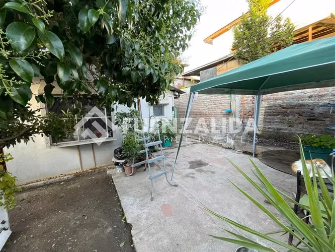 Casa en venta de 7 dorm. en Cerrillos