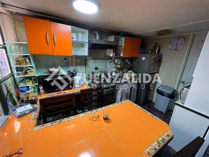 Casa en venta de 7 dorm. en Cerrillos