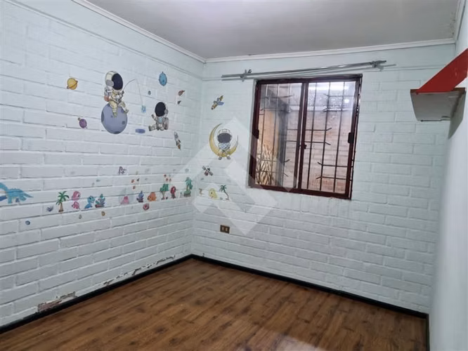 Casa en venta de 3 dorm. en Maipú El Descanso