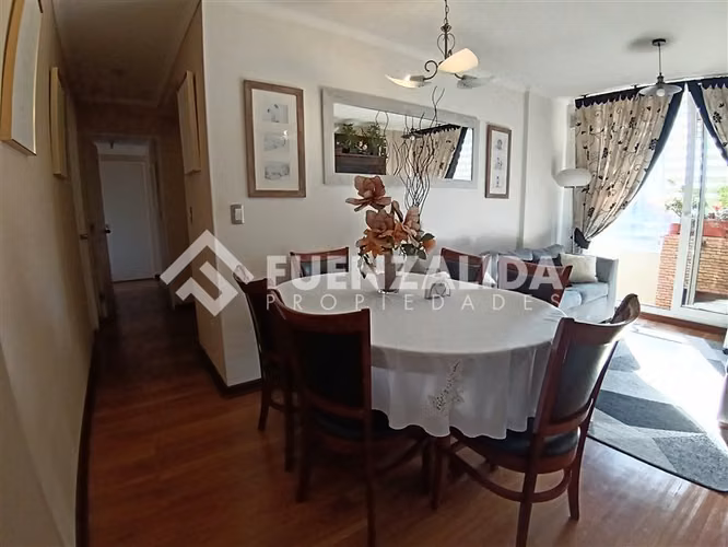 Departamento en venta de 3 dorm.2 baños en Maipú