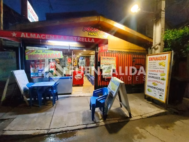 Casa en venta de 4 dorm. en Maipú