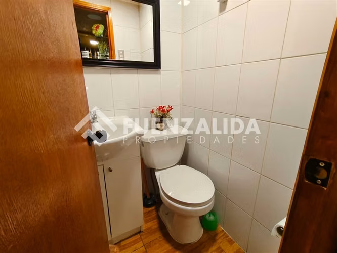 Casa en venta de 4 dorm. en Maipú