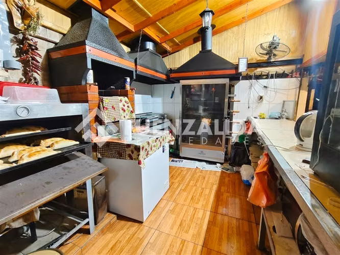 Casa en venta de 4 dorm. en Maipú