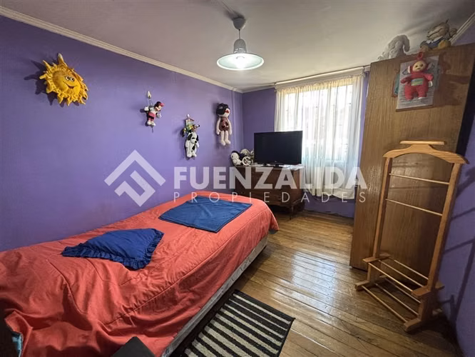 Amplia casa en venta 6 dorm. con Depto Interior en Cerrillos