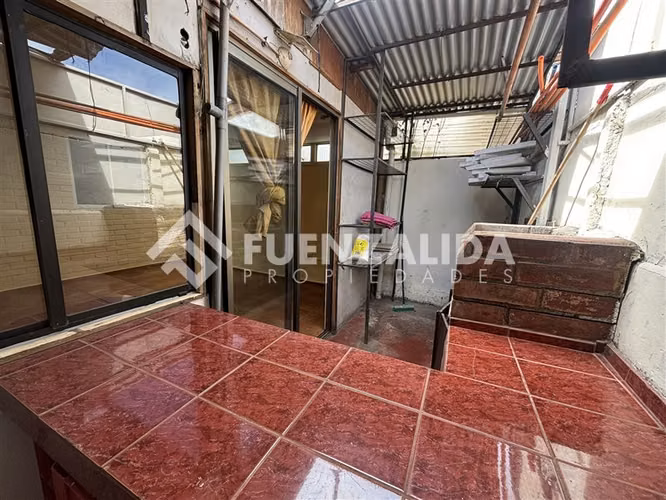 Casa en venta de 2 dorm. espaciosa para local en Maipú - Imagen 25