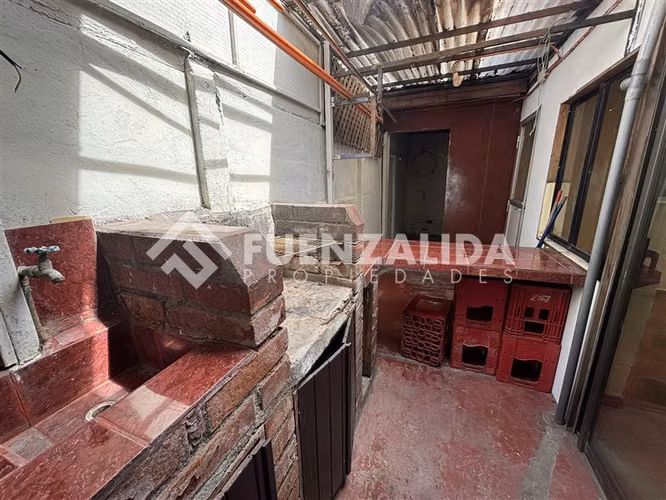Casa en venta de 2 dorm. espaciosa para local en Maipú - Imagen 24